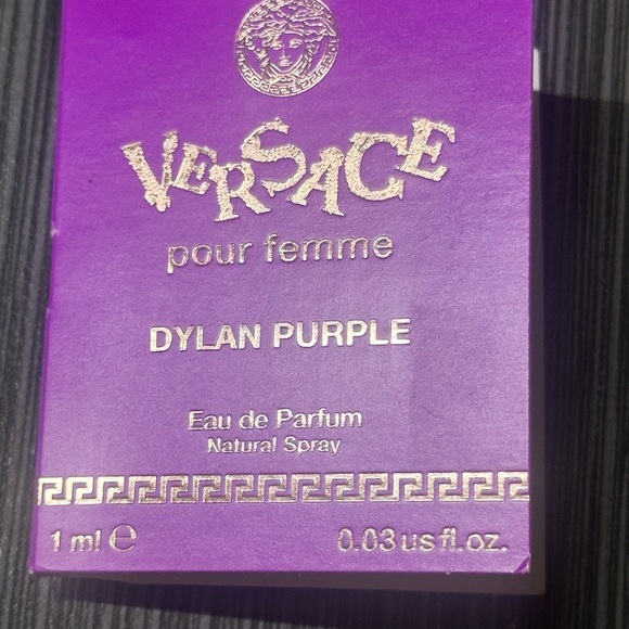 Versace Dylan Purple Pour Femme Perfume Sample Spray Women EDP  1 mL/.03oz - Picture 3 of 3